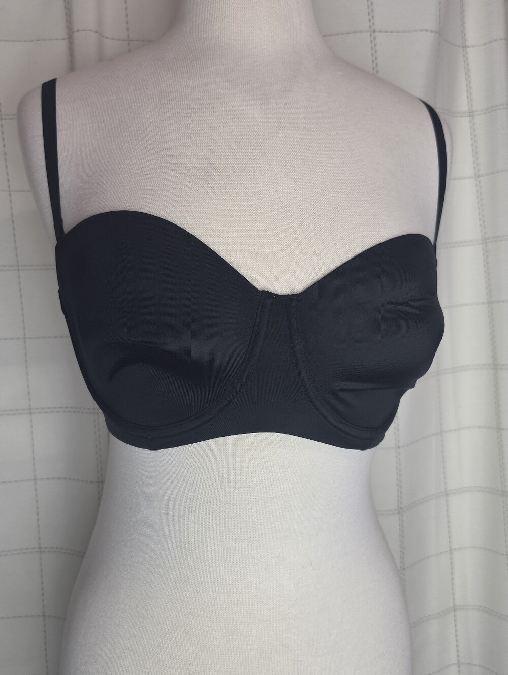Auden Lightly Lined Strapless Bra
